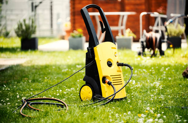 Best Driveway Pressure Washing  in Logan, OH